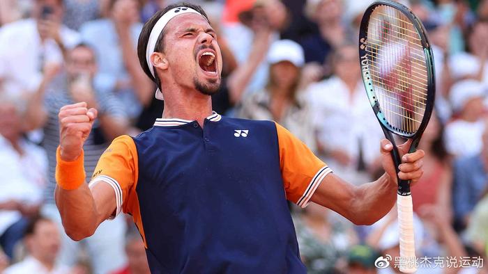 大反转！内马尔强势发言！巴西队左右为难，球迷：最水一代10号.