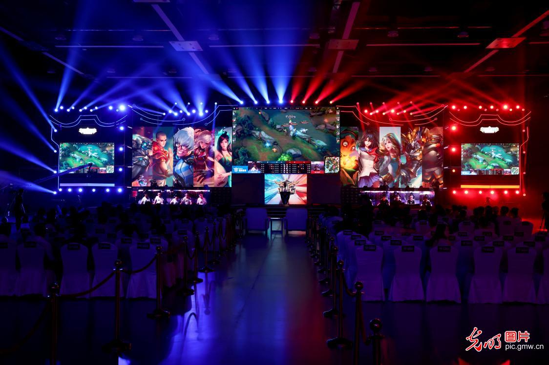 乌总统提出重获核武器 美特使称“不可能发生”.