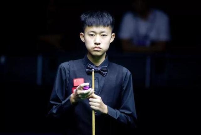 西甲：巴塞罗那4比2击退马德里竞队