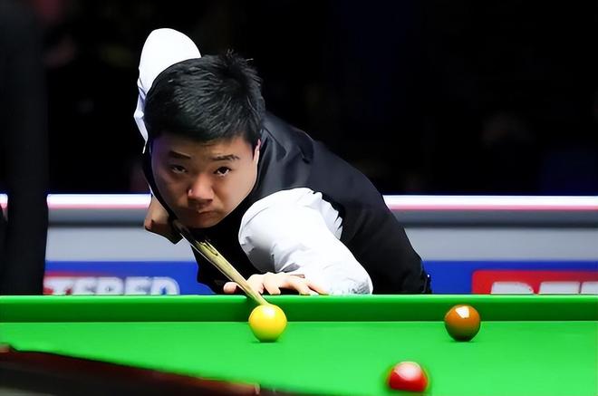 借底角牵制 借底角牵制